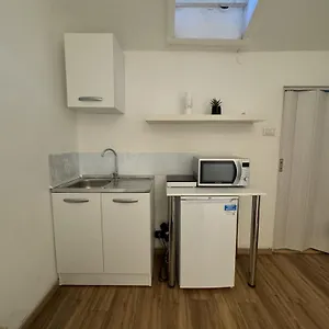  Appartamento Mini Center Piola Italia